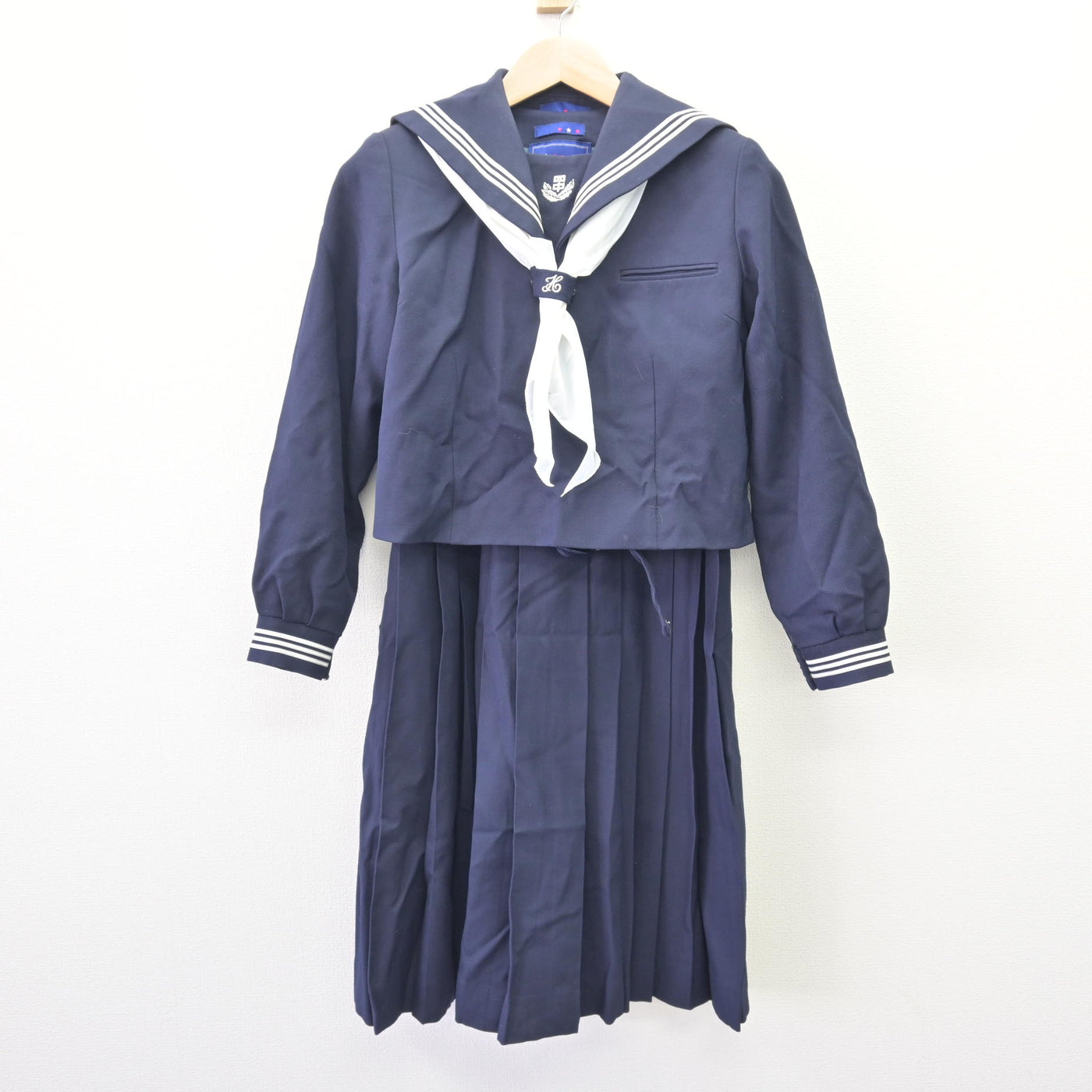 【中古】千葉県 柏第四中学校 女子制服 3点 (セーラー服・ジャンパースカート) sf120466