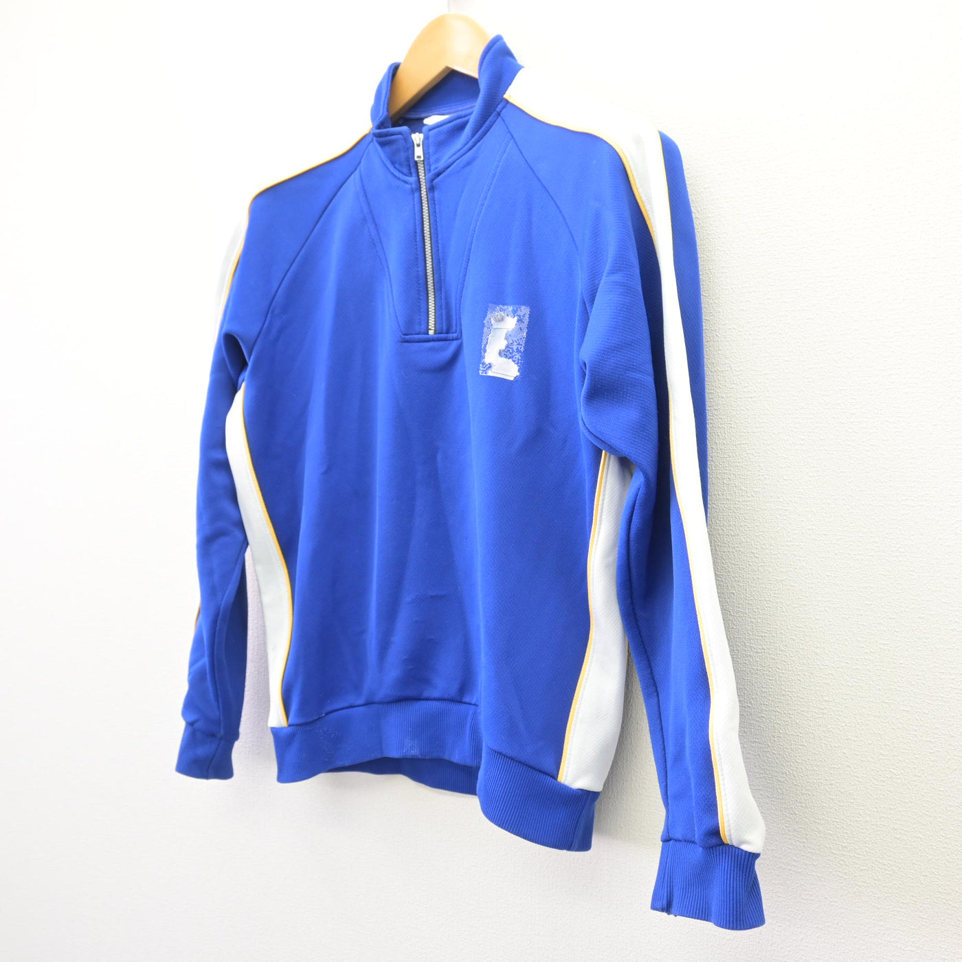 【中古】千葉県 柏第四中学校 女子制服 1点 (ジャージ 上) sf120470