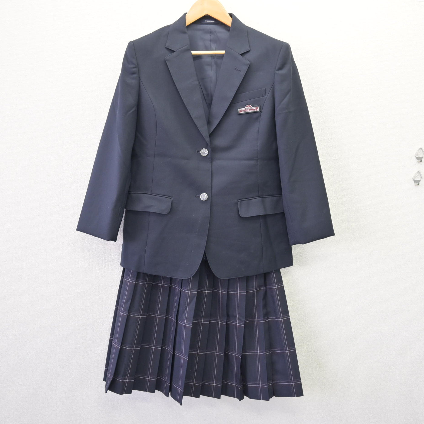【中古】東京都 赤塚第一中学校 女子制服 2点 (ブレザー・スカート) sf120471