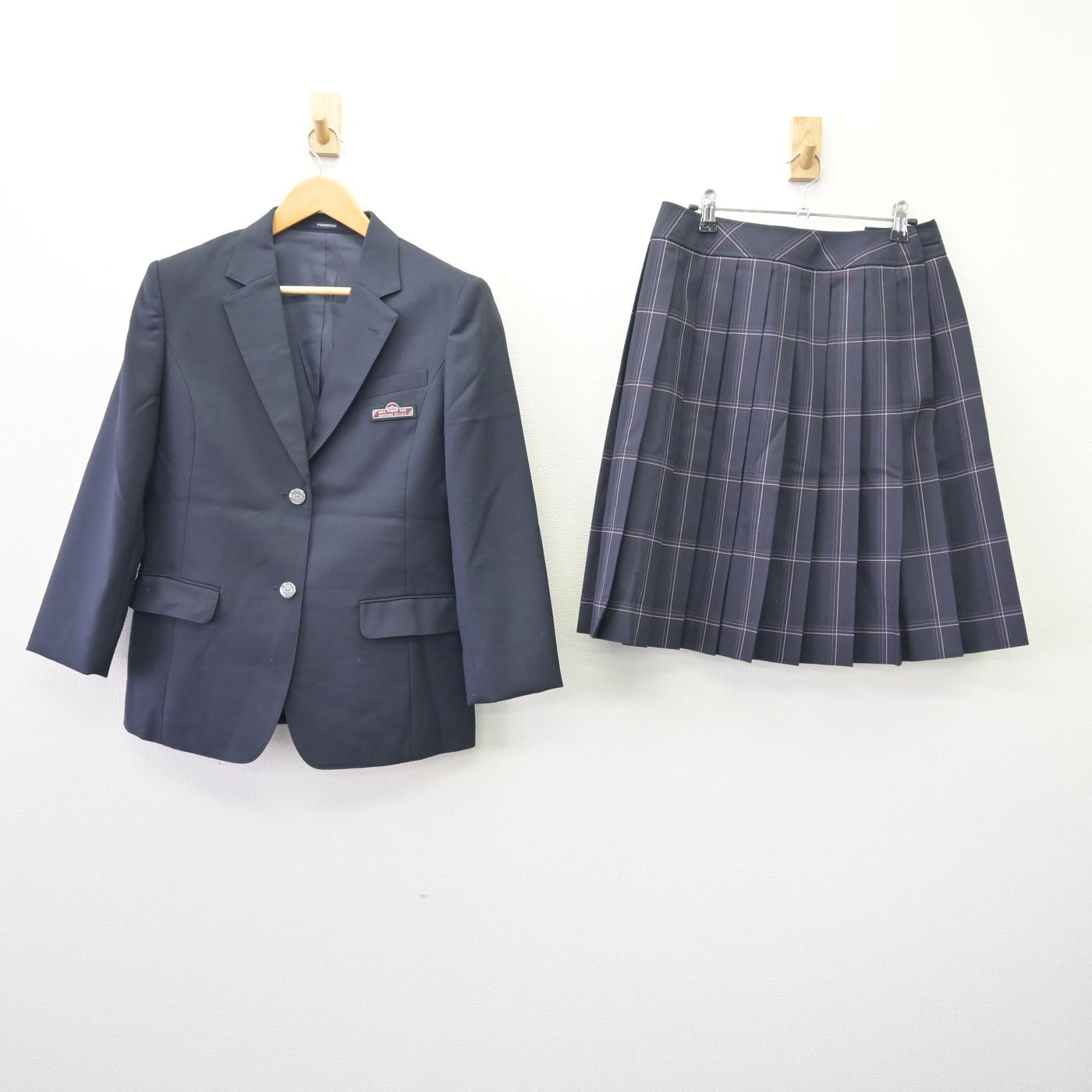 【中古】東京都 赤塚第一中学校 女子制服 2点 (ブレザー・スカート) sf120471