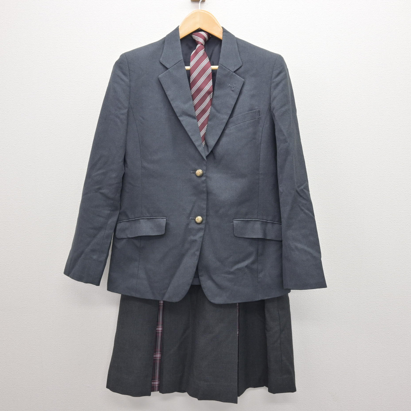 【中古】埼玉県 昌平高等学校 女子制服 3点 (ブレザー・スカート) sf120498
