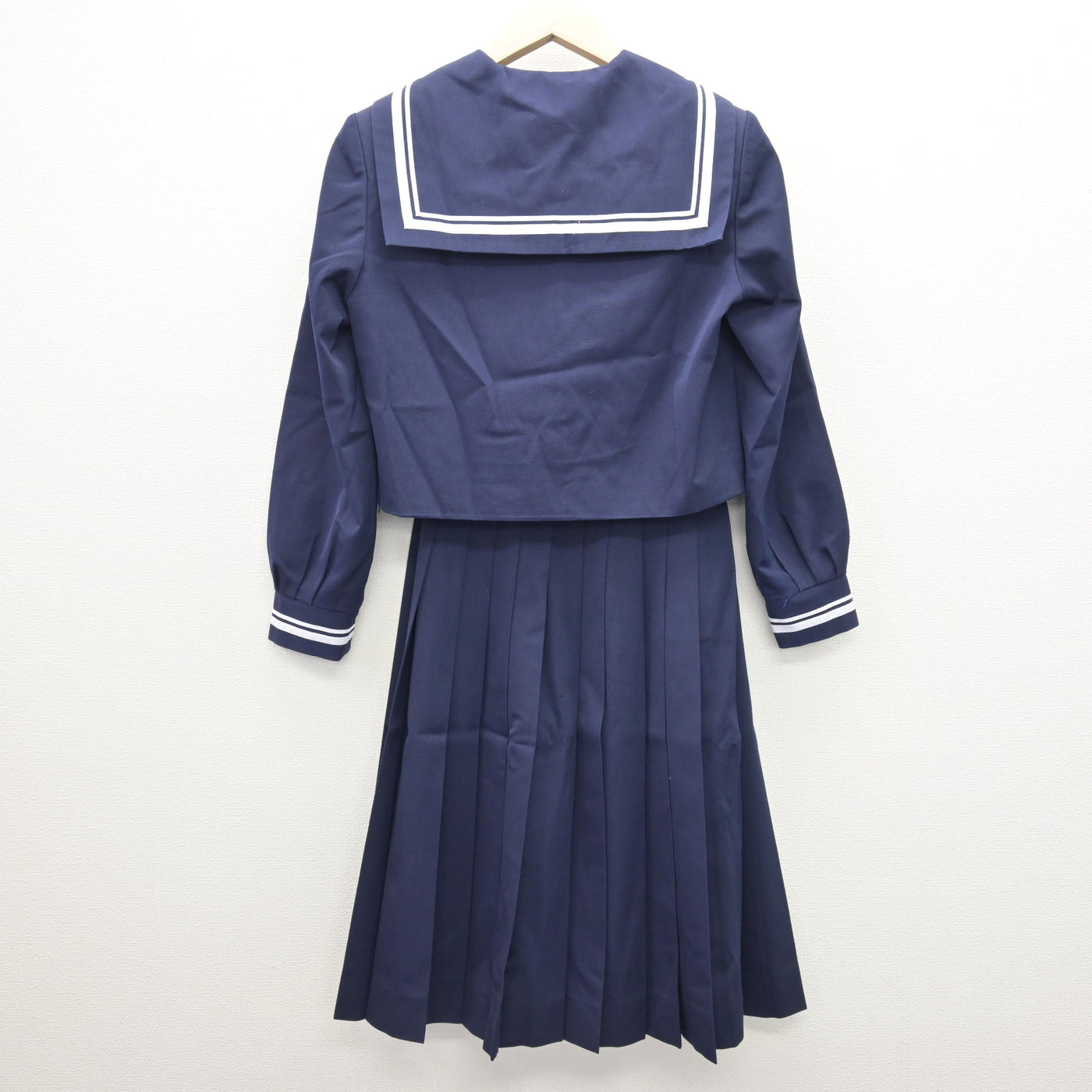 【中古】高知県 土佐女子高等学校 女子制服 2点 (セーラー服・スカート) sf120507