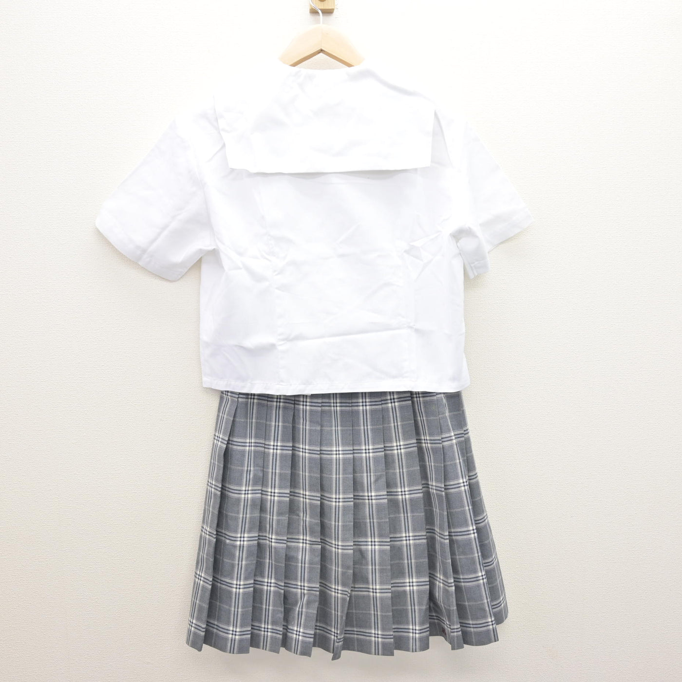 【中古】栃木県 文星女子高等学校 女子制服 3点 (セーラー服・スカート) sf120511