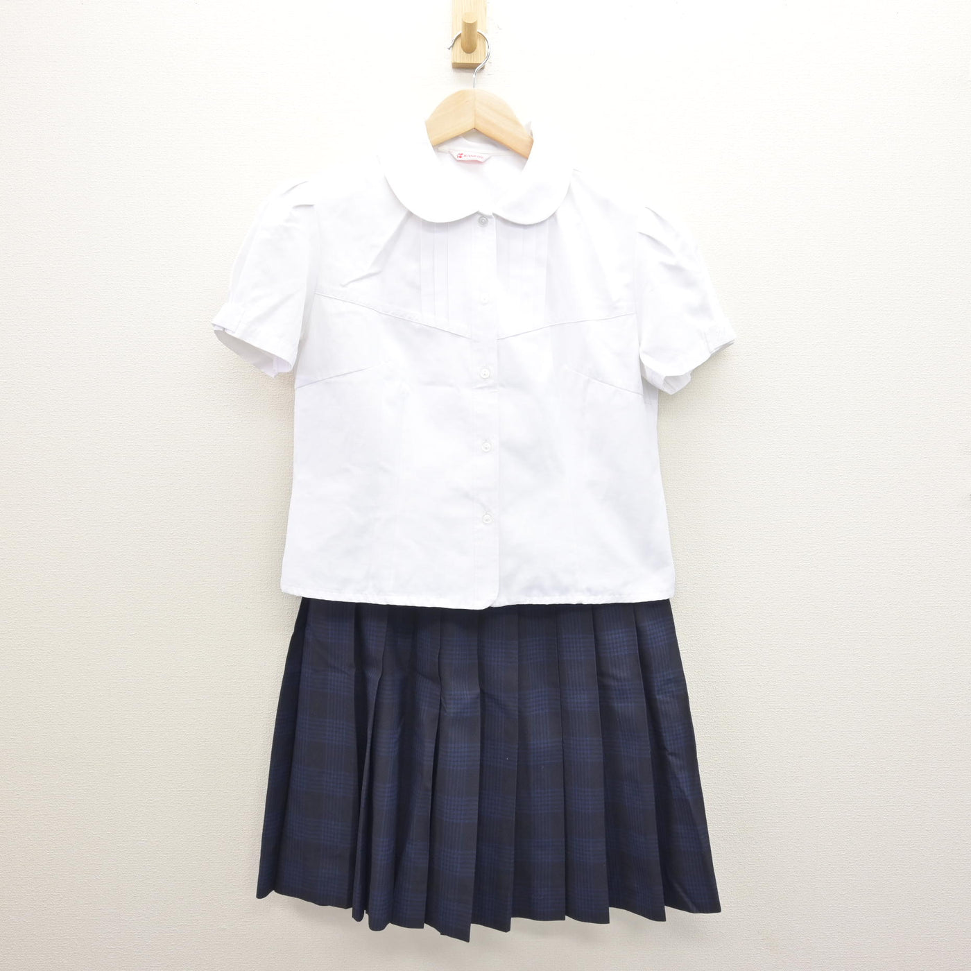 【中古】長崎県 長崎日本大学高等学校 女子制服 2点 (ブラウス・スカート) sf120523
