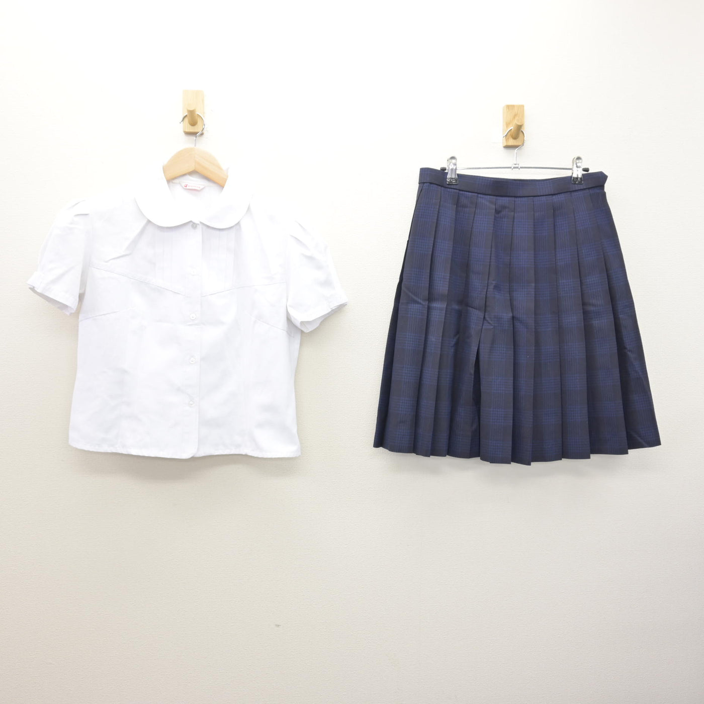 【中古】長崎県 長崎日本大学高等学校 女子制服 2点 (ブラウス・スカート) sf120523