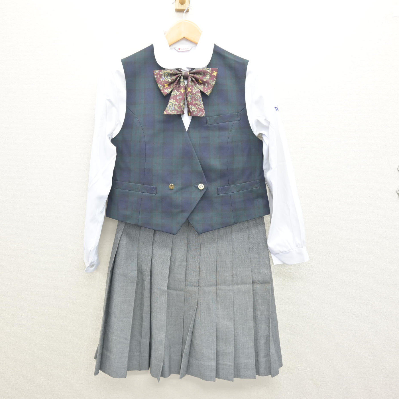 【中古】長崎県 長崎日本大学高等学校 女子制服 5点 (ブレザー・ベスト・ブラウス・スカート) sf120525