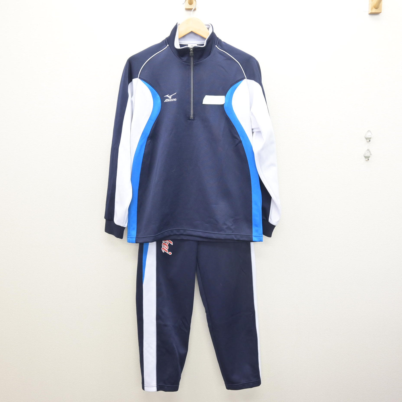 【中古】宮城県 尚絅学院高等学校 女子制服 2点 (ジャージ 上・ジャージ 下) sf120532