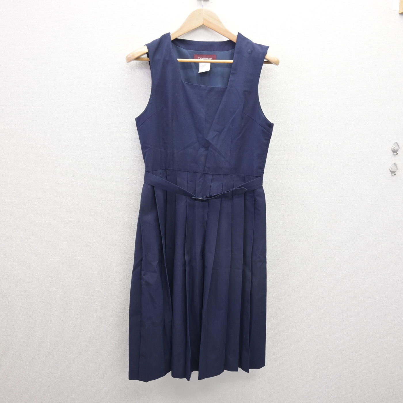 【中古】東京都 足立区立第十四中学校 女子制服 2点 (シャツ・ジャンパースカート) sf120545