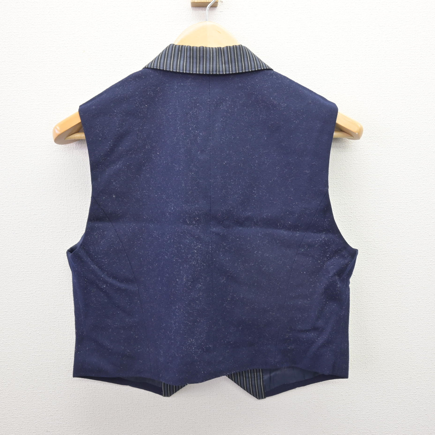 【中古】茨城県 愛国学園大学附属龍ヶ崎高等学校/旧制服 女子制服 3点 (ブレザー・ベスト・スカート) sf120549