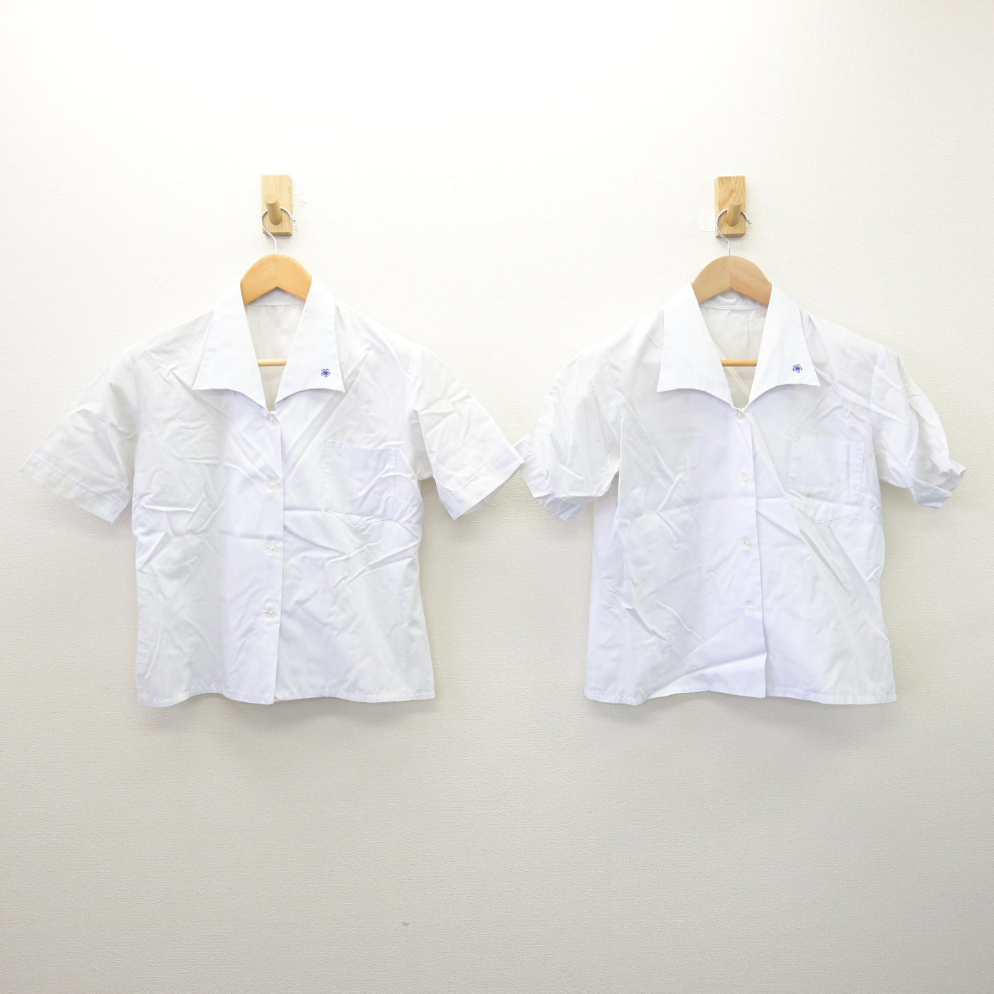 【中古】茨城県 愛国学園大学附属龍ヶ崎高等学校/旧制服 女子制服 3点 (シャツ・ジャンパースカート) sf120550