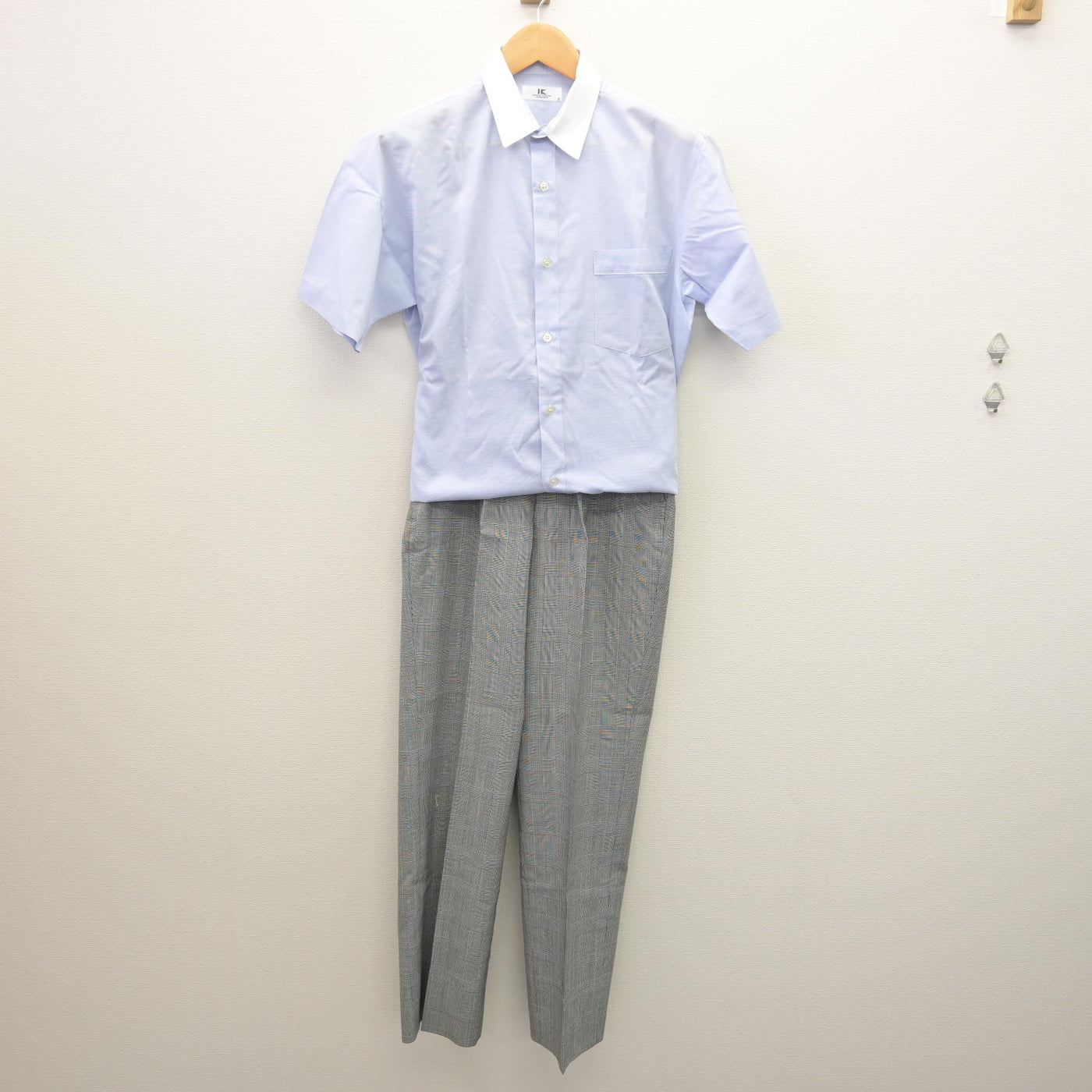 【中古】茨城県 東洋大学附属牛久高等学校/旧制服 男子制服 2点 (シャツ・ズボン) sf120553