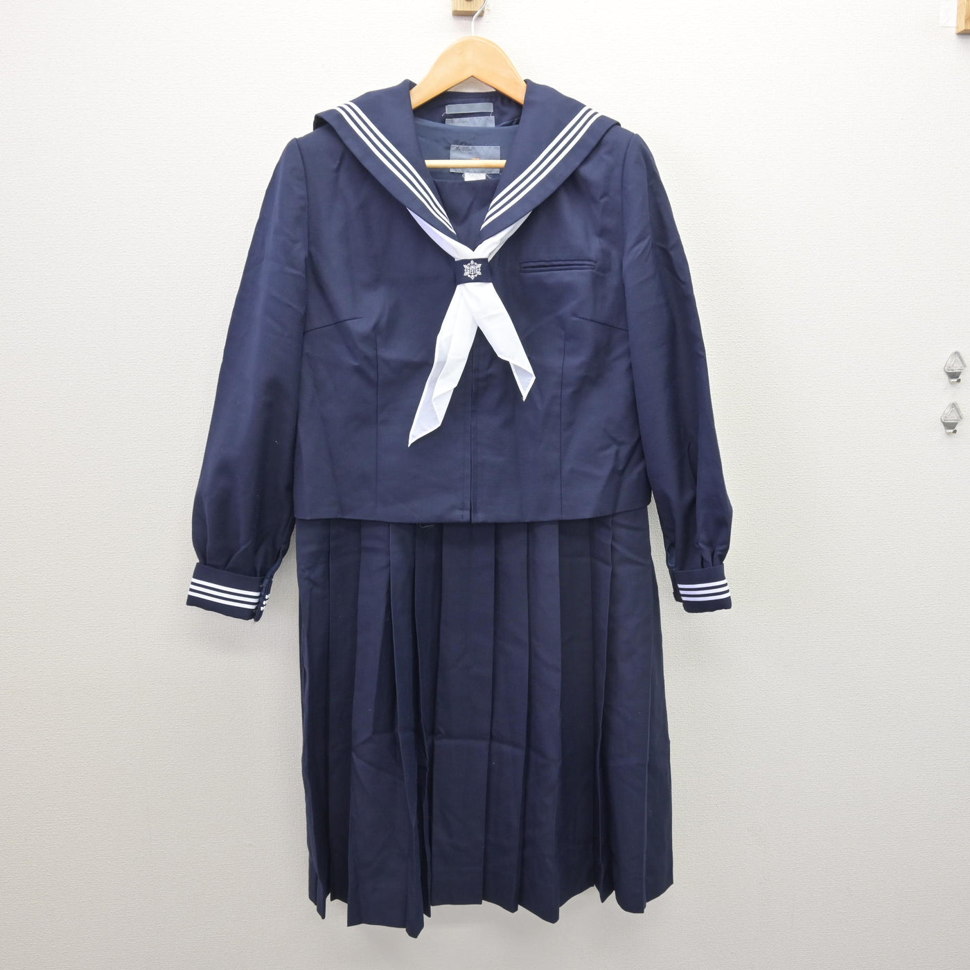 【中古】埼玉県 川口市立西中学校 女子制服 3点 (セーラー服・ジャンパースカート) sf120568