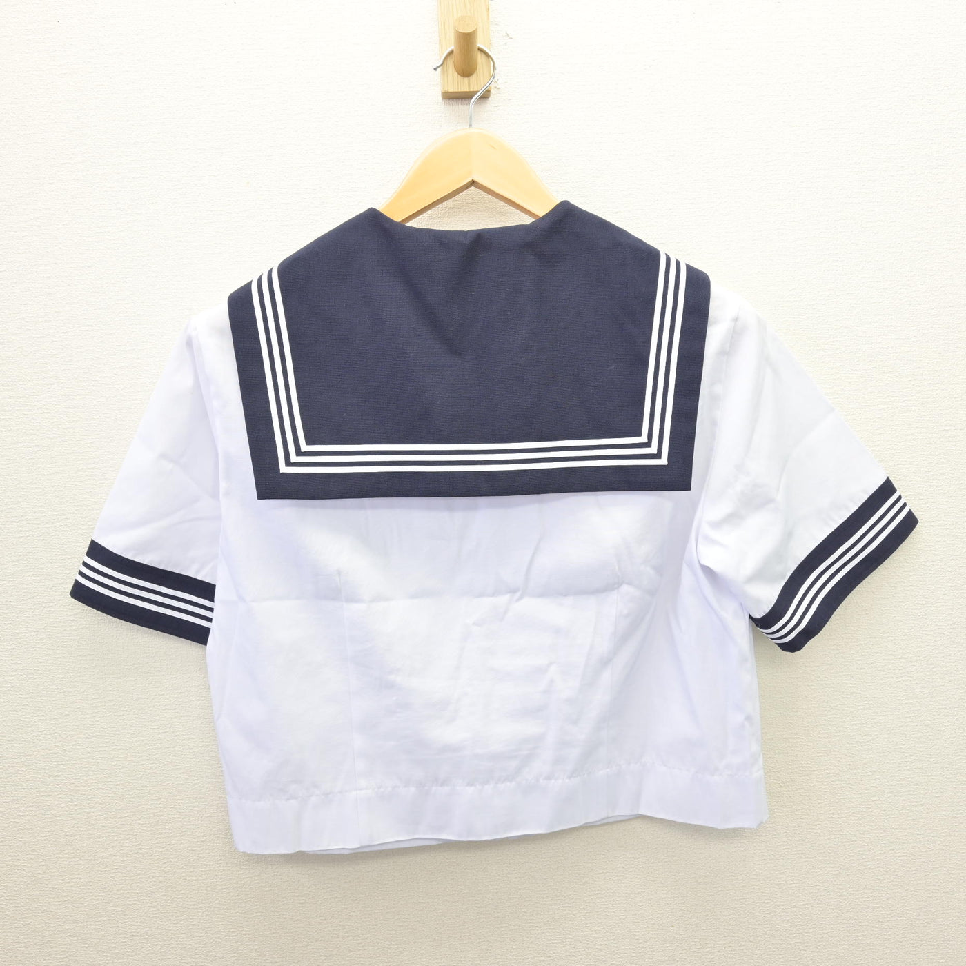 【中古】埼玉県 川口市立西中学校 女子制服 2点 (セーラー服・スカート) sf120569