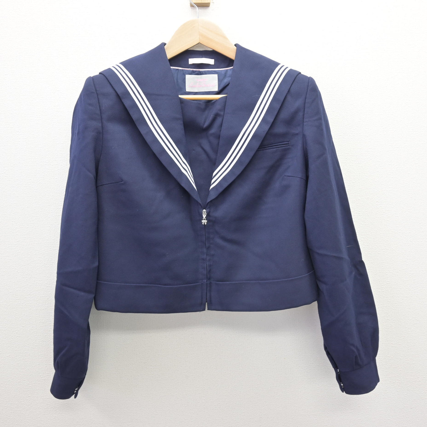 【中古】福岡県 花尾中学校 女子制服 2点 (セーラー服・ジャンパースカート) sf120570