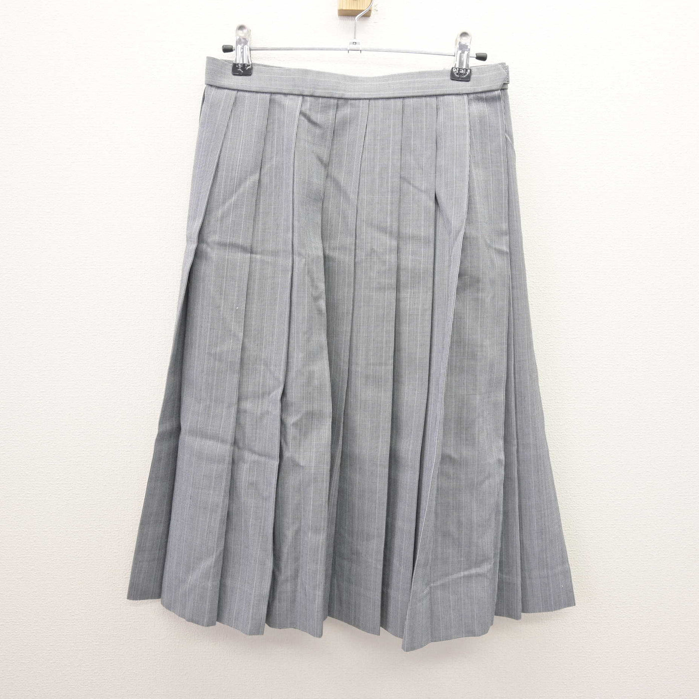 【中古】福岡県 八幡中央高等学校 女子制服 2点 (シャツ・スカート) sf120573