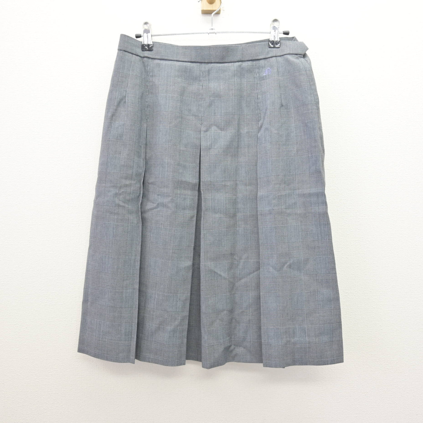 【中古】埼玉県 南稜高等学校 女子制服 2点 (シャツ・スカート) sf120575