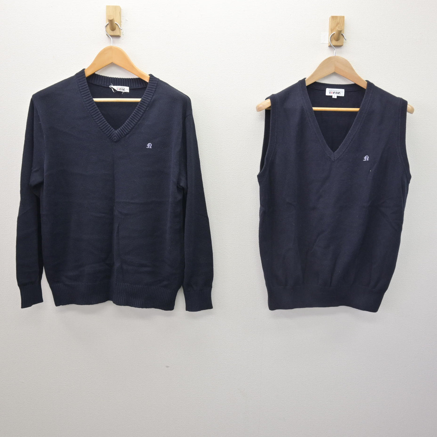 【中古】埼玉県 南稜高等学校 女子制服 2点 (ニット・ニットベスト) sf120577