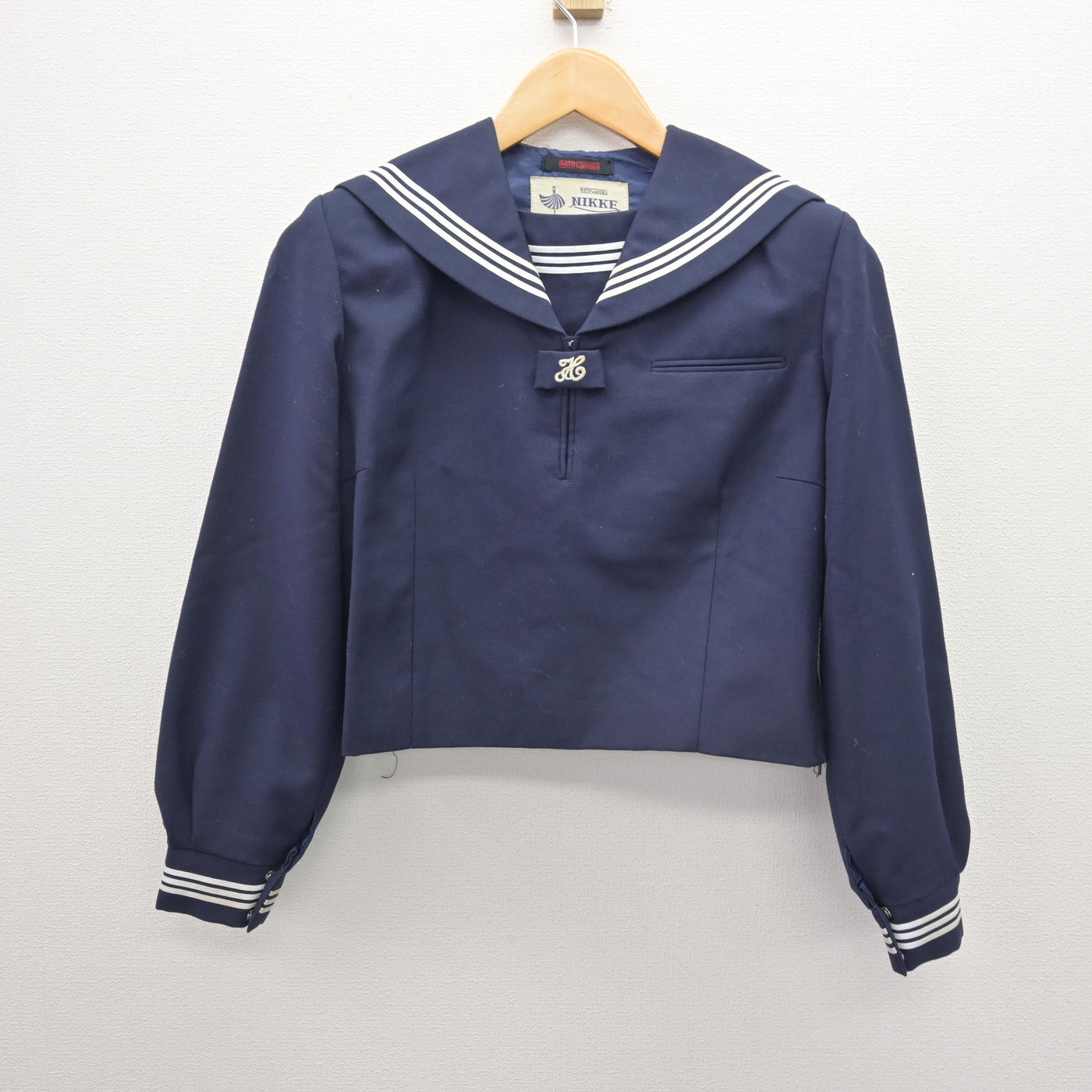 【中古】栃木県 佐野市立南中学校 女子制服 2点 (セーラー服・ジャンパースカート) sf120581