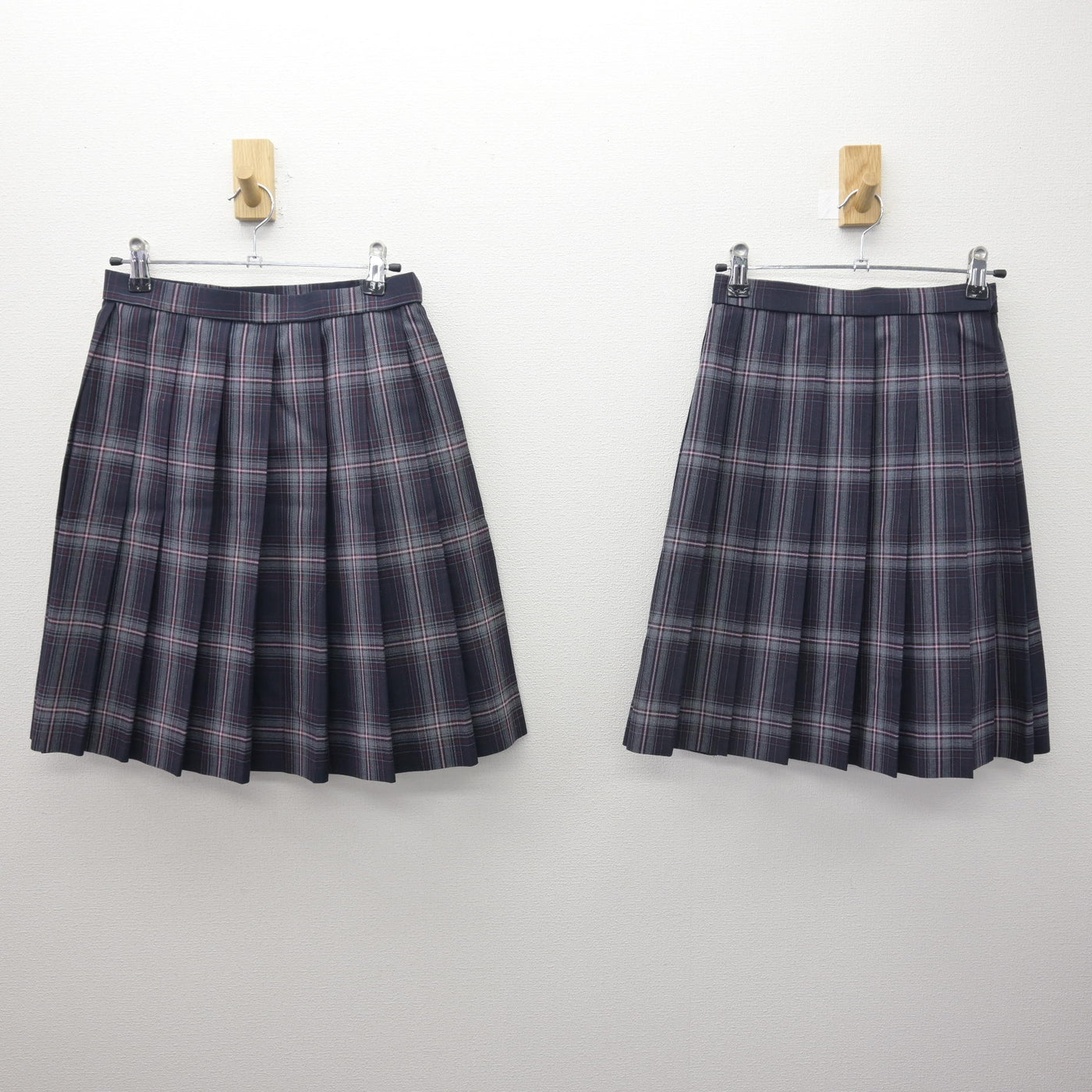 【中古】京都府 東山泉小中学校 女子制服 3点 (ブレザー・スカート・スカート) sf120582