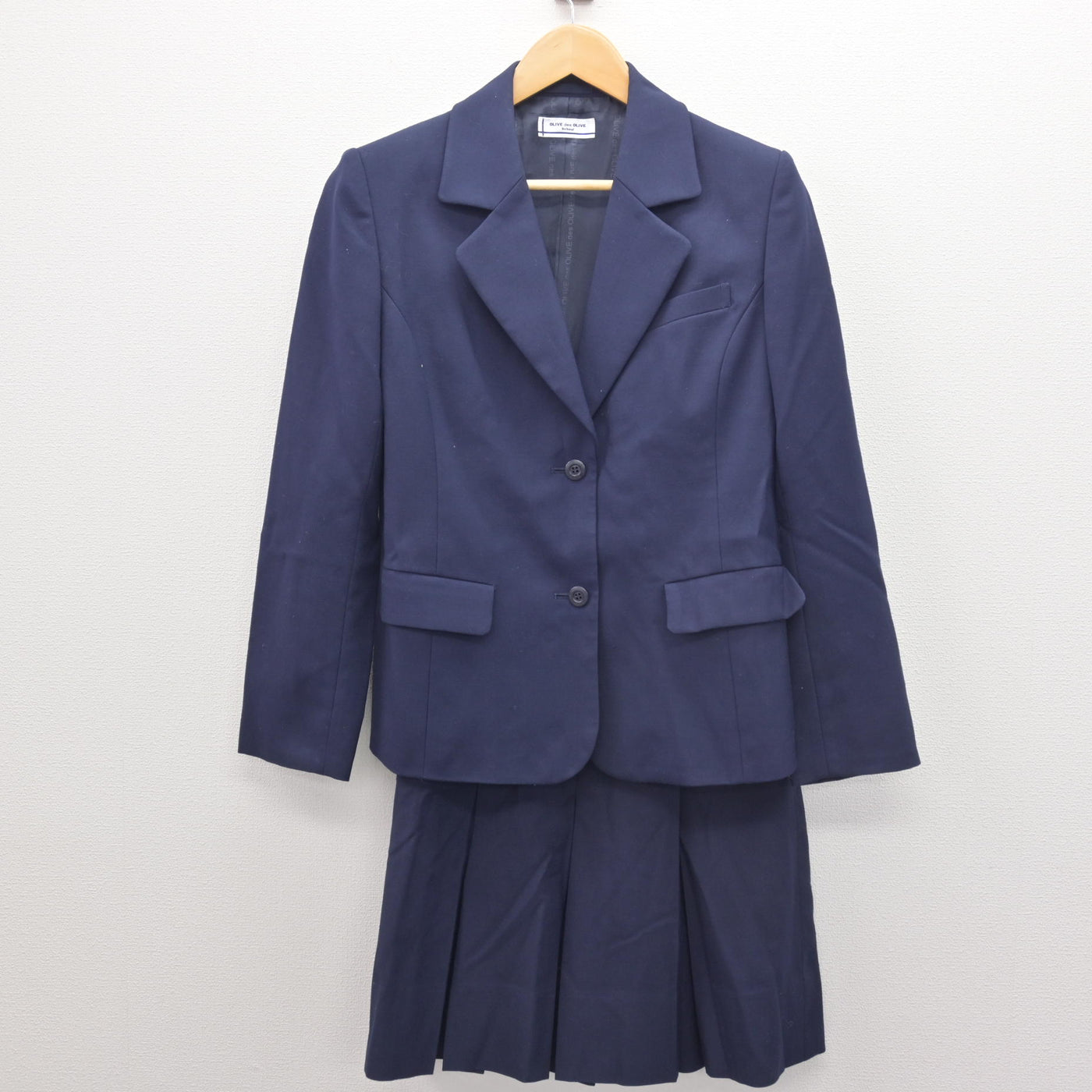 【中古】大阪府 豊中市立第十六中学校 女子制服 2点 (ブレザー・スカート) sf120586