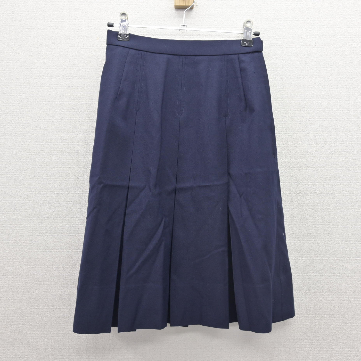 【中古】大阪府 豊中市立第十六中学校 女子制服 2点 (ブレザー・スカート) sf120586