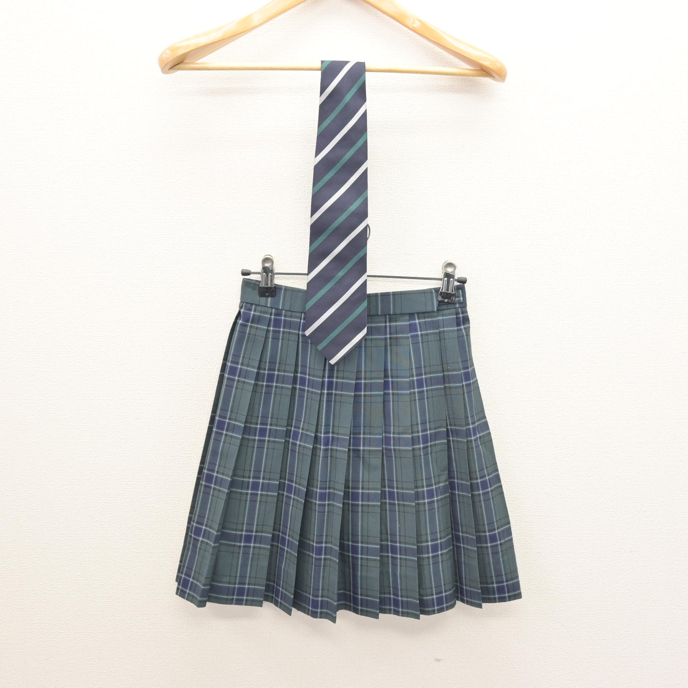 【中古】大阪府 箕面東高等学校 女子制服 2点 (スカート) sf120589