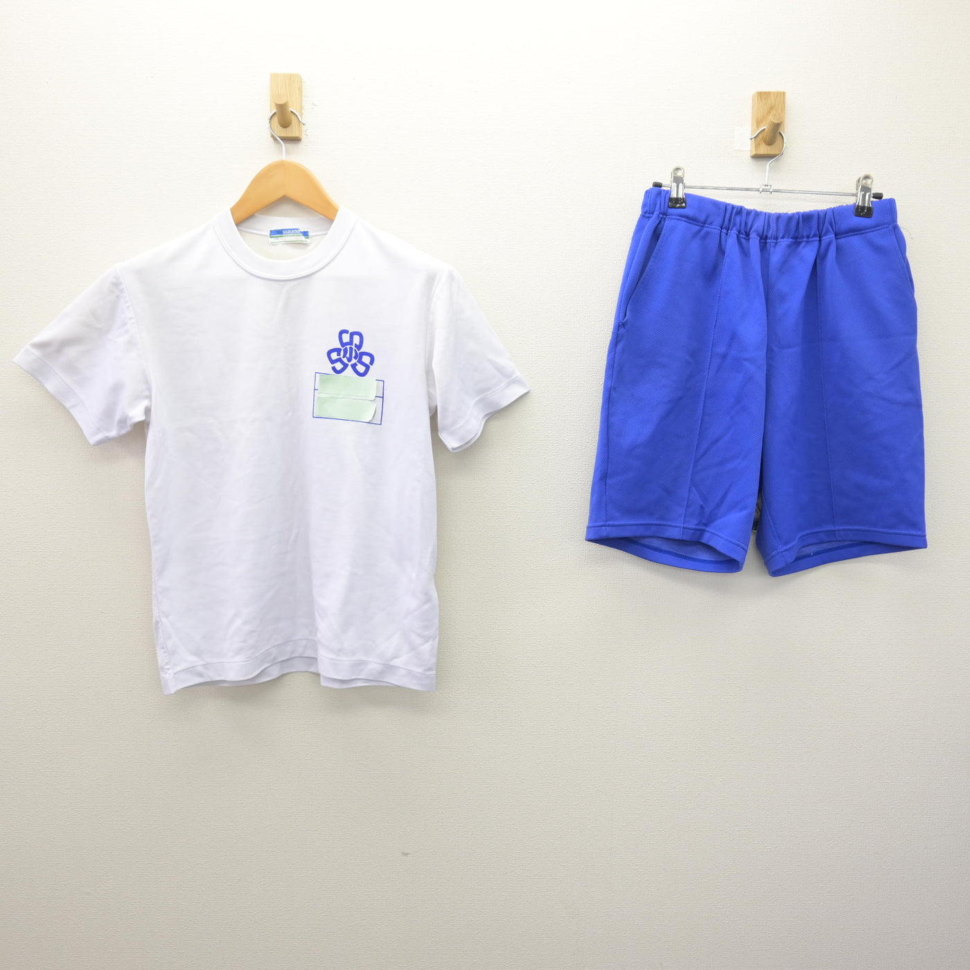 【中古】埼玉県 新明小学校 女子制服 2点 (体操服 上・体操服 下) sf120595