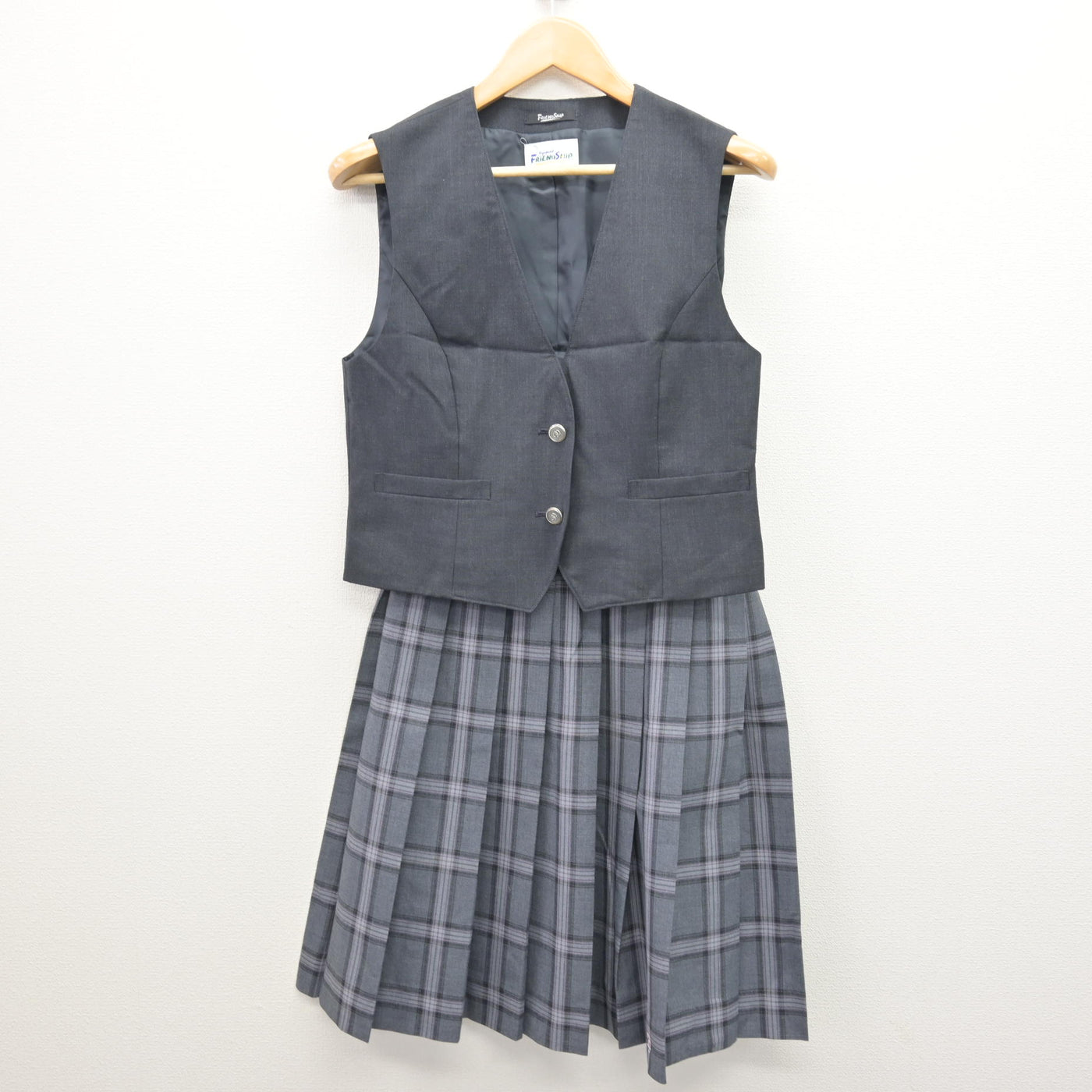 【中古】東京都 立川第四中学校 女子制服 2点 (ベスト・スカート) sf120596