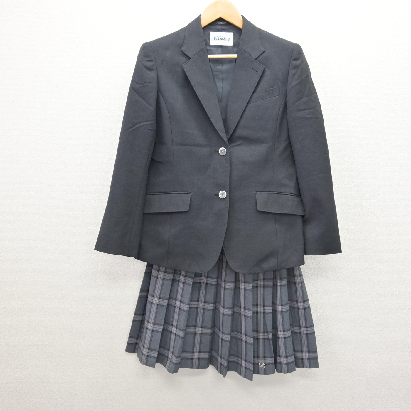 【中古】東京都 立川第四中学校 女子制服 3点 (ブレザー・スカート・スカート) sf120597