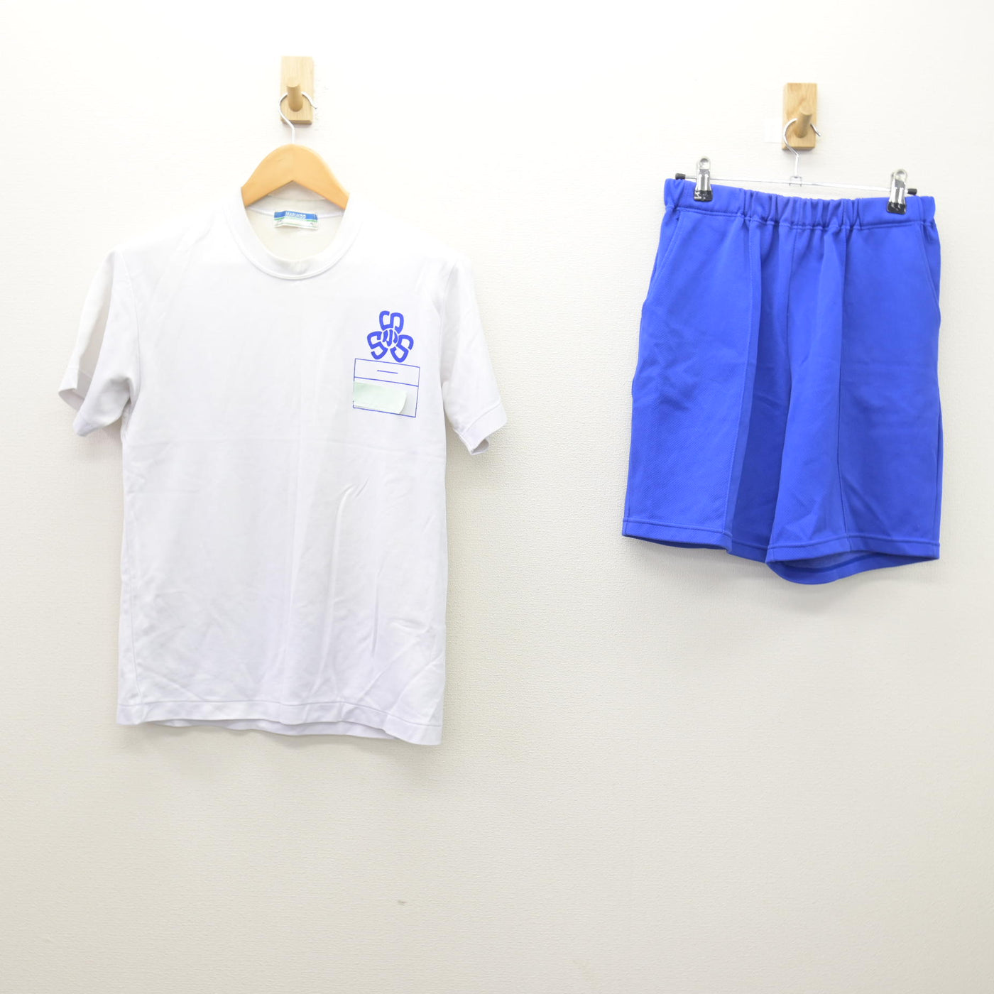 【中古】埼玉県 新明小学校 女子制服 2点 (体操服 上・体操服 下) sf120610