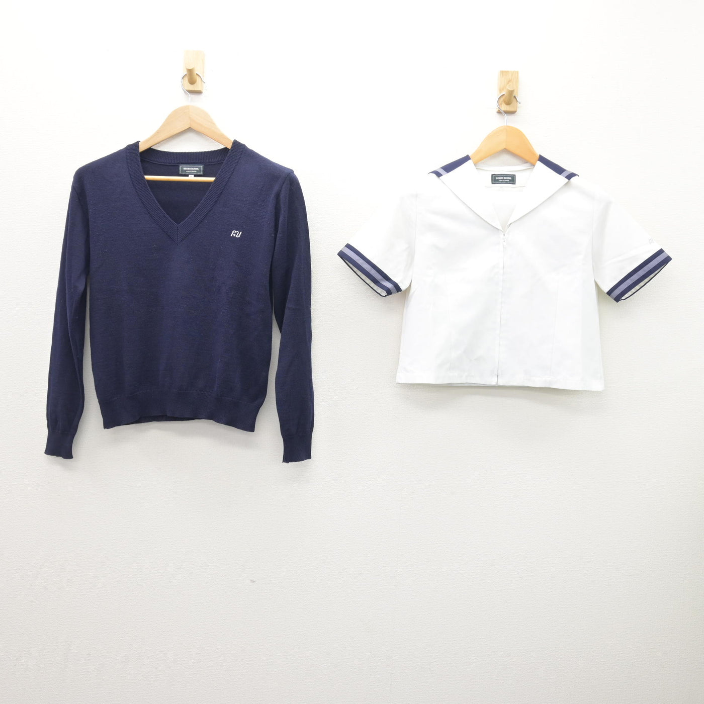 【中古】東京都 武蔵野大学高等学校 女子制服 2点 (ニット・セーラー服) sf120617