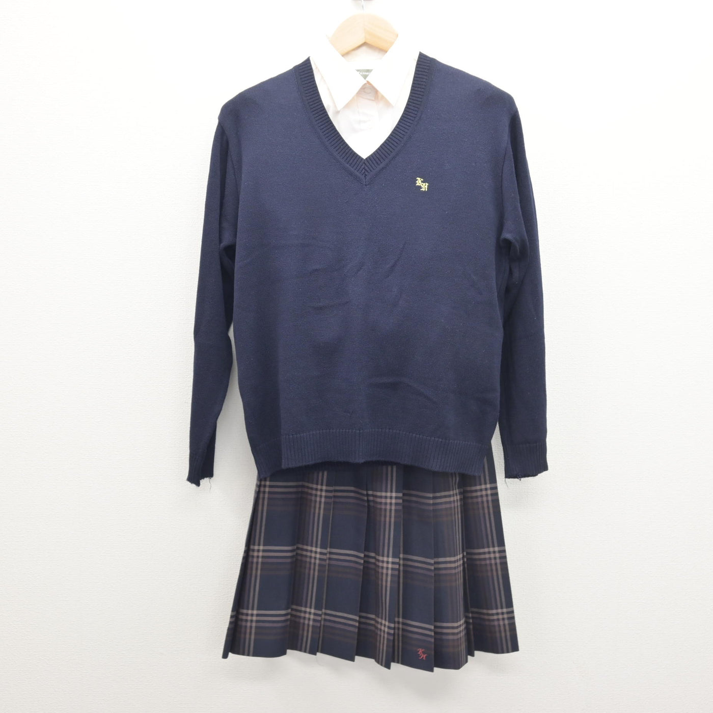 【中古】千葉県 柏の葉高等学校 女子制服 3点 (ニット・シャツ・スカート) sf120623