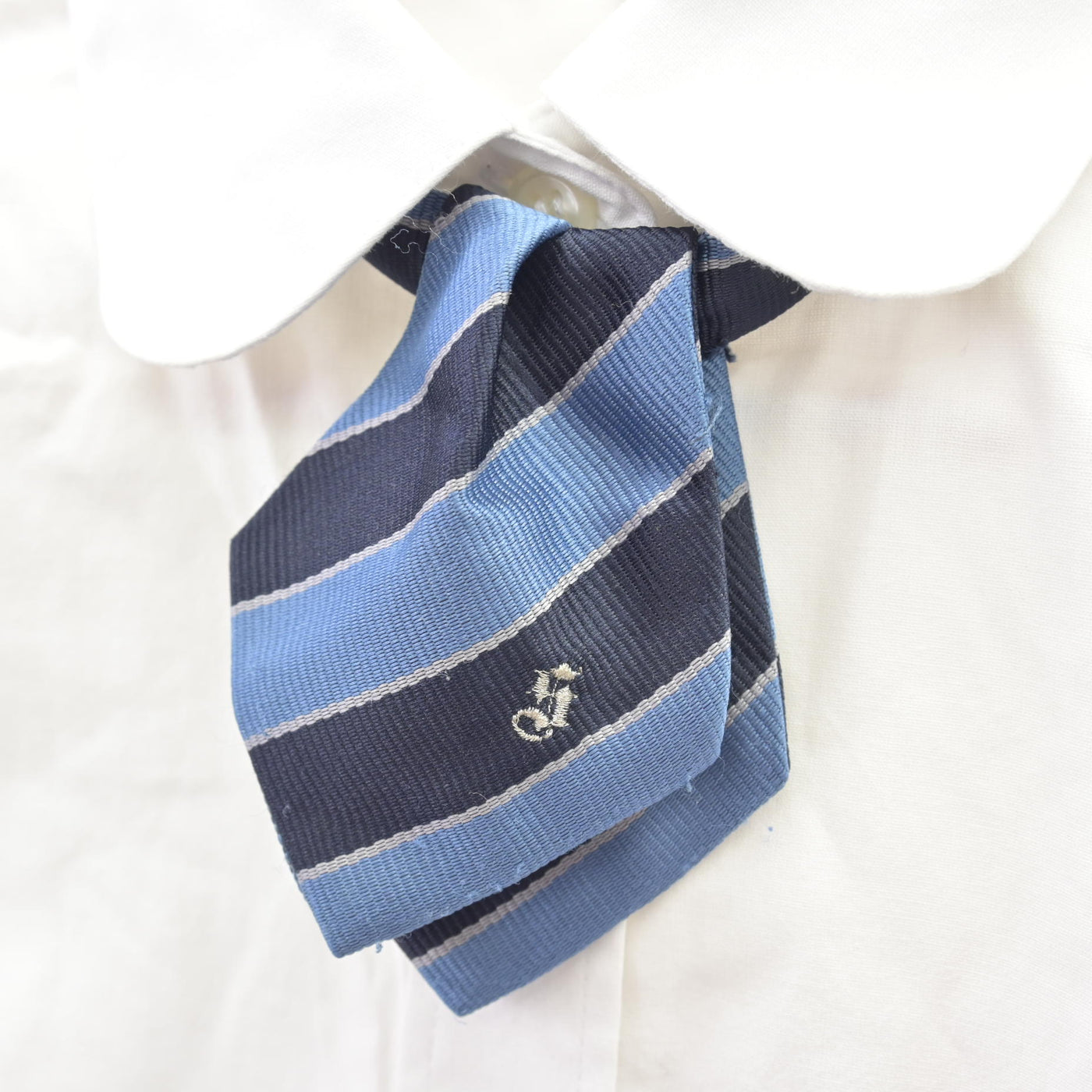 【中古】東京都 白梅学園高等学校 女子制服 4点 (ブレザー・シャツ・スカート) sf120636