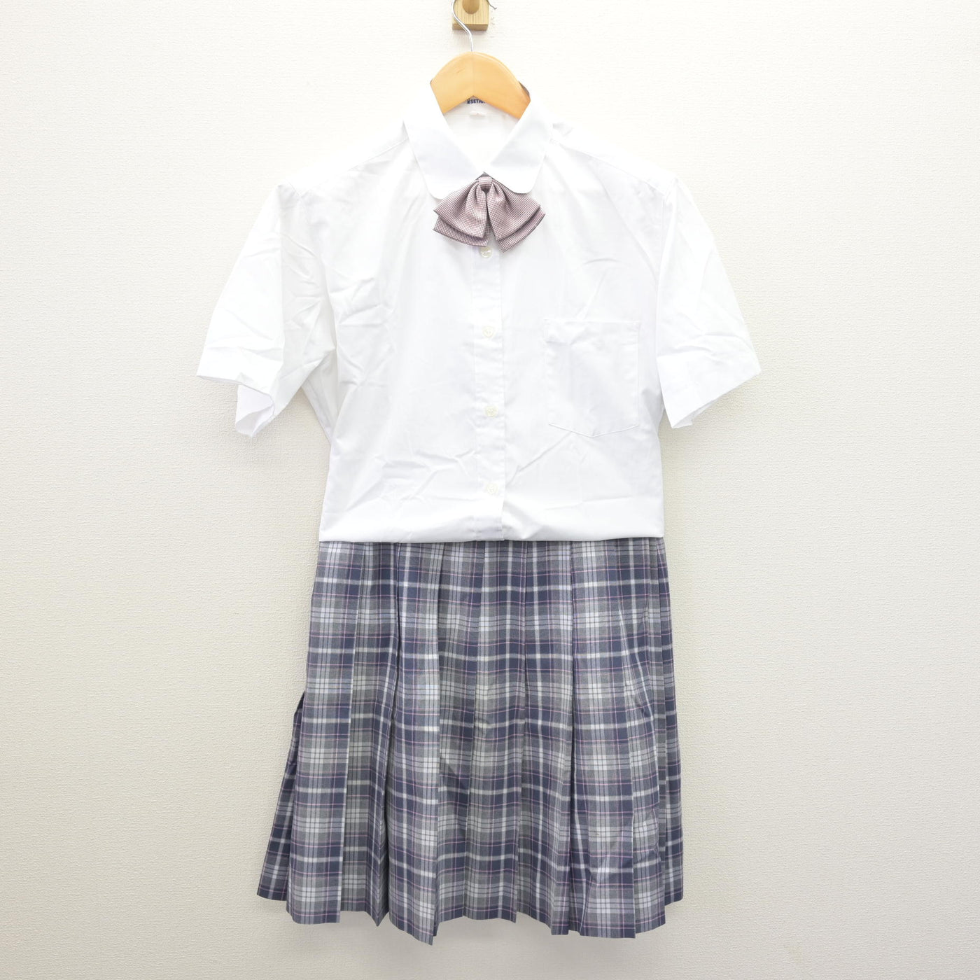 【中古】東京都 白梅学園高等学校 女子制服 4点 (シャツ・スカート) sf120637