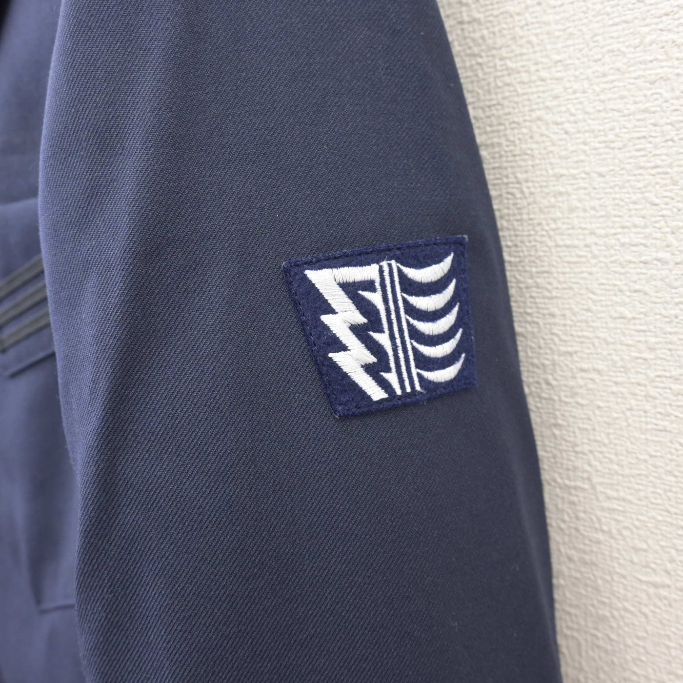 【中古】北海道 藤女子中学校 女子制服 4点 (セーラー服・ジャンパースカート) sf120659