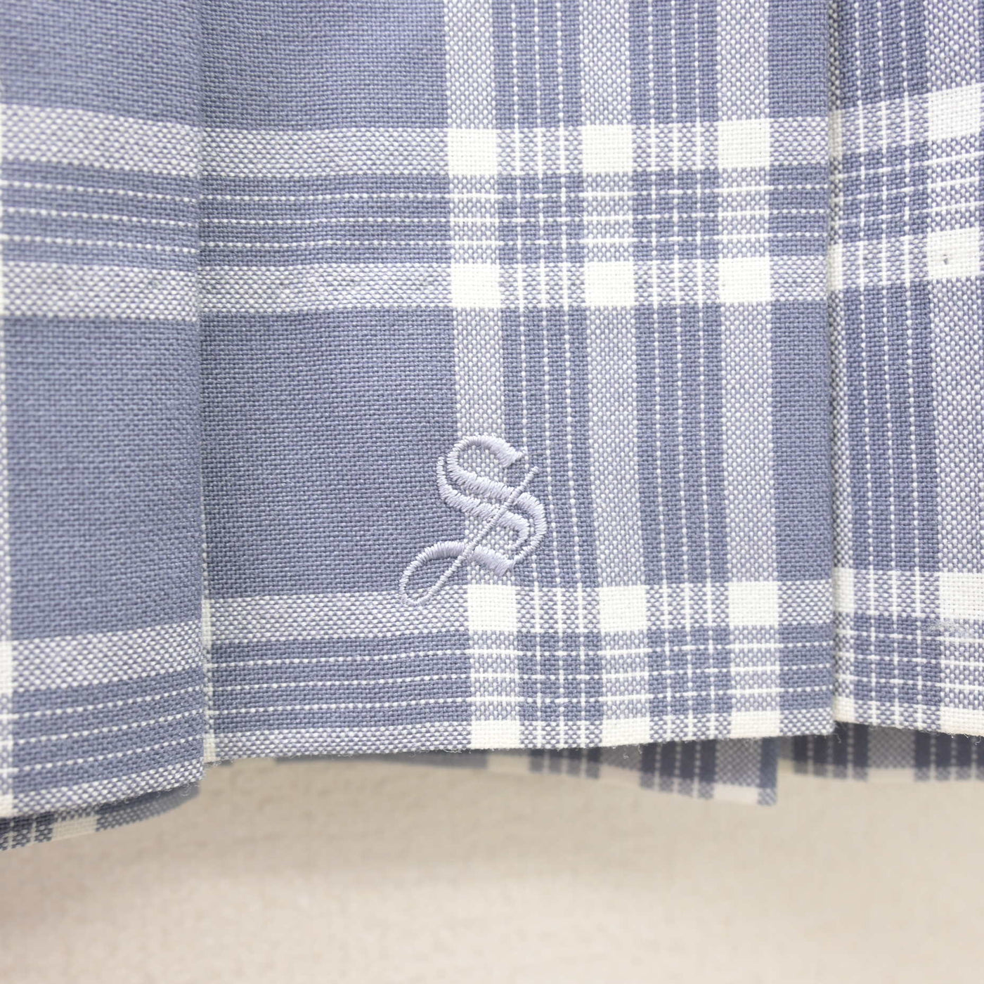 【中古】神奈川県 相模女子大学高等部 女子制服 3点 (ニットベスト・ブラウス・スカート) sf120675