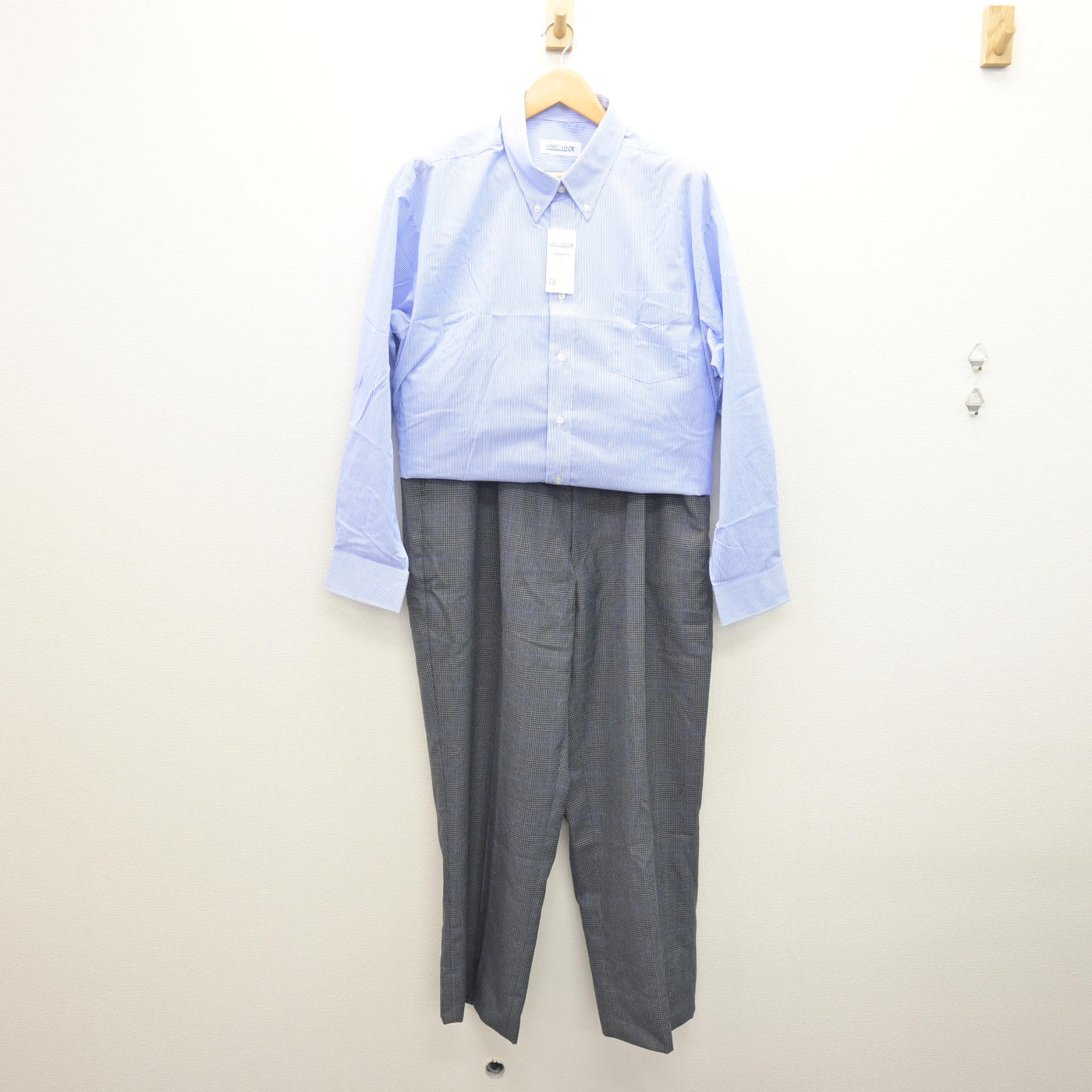【中古】静岡県 沼津学園飛龍高等学校/旧制服 男子制服 5点 (ブレザー・シャツ・ズボン) sf120692