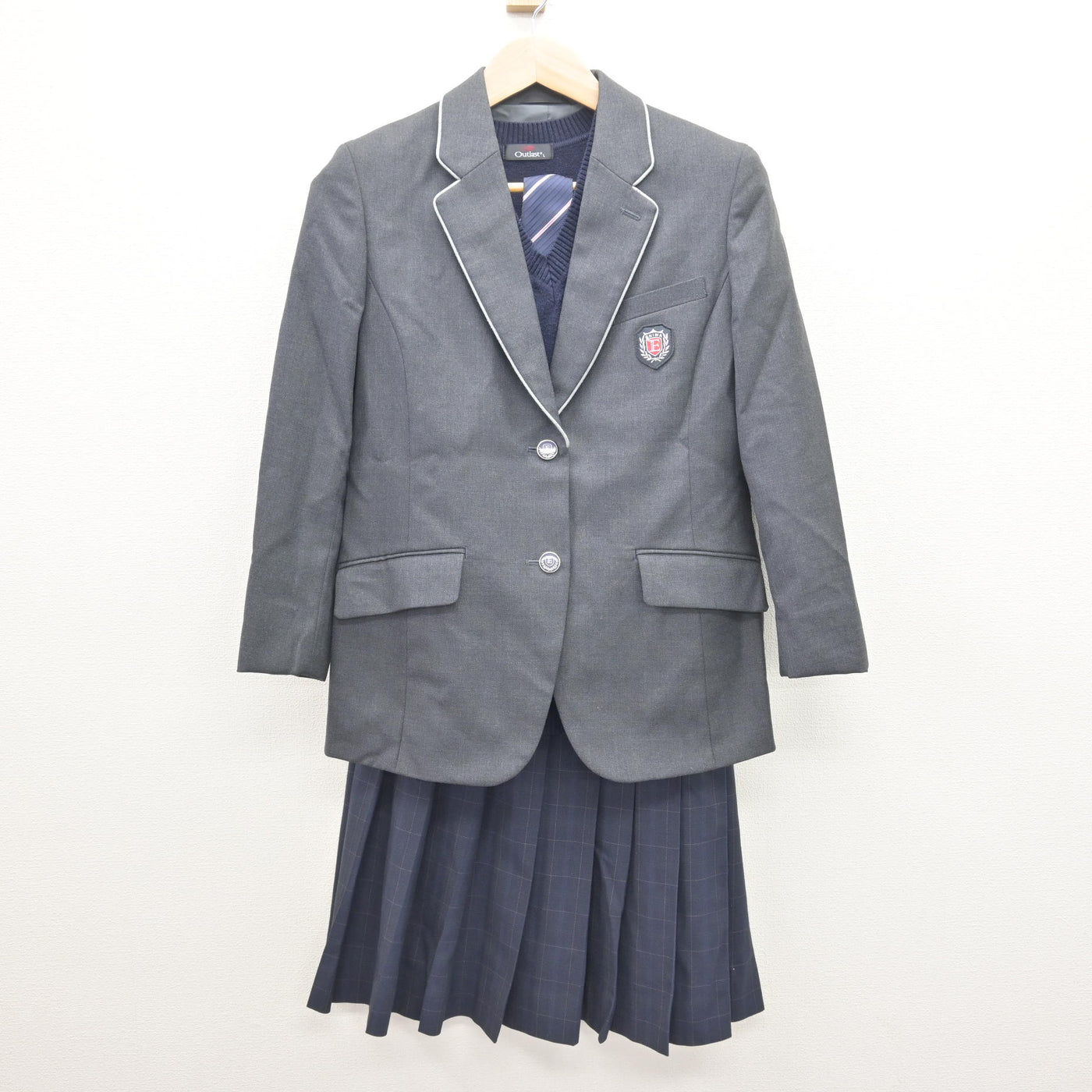 【中古】北海道 恵庭中学校 女子制服 5点 (ブレザー・ニットベスト・スカート) sf120703