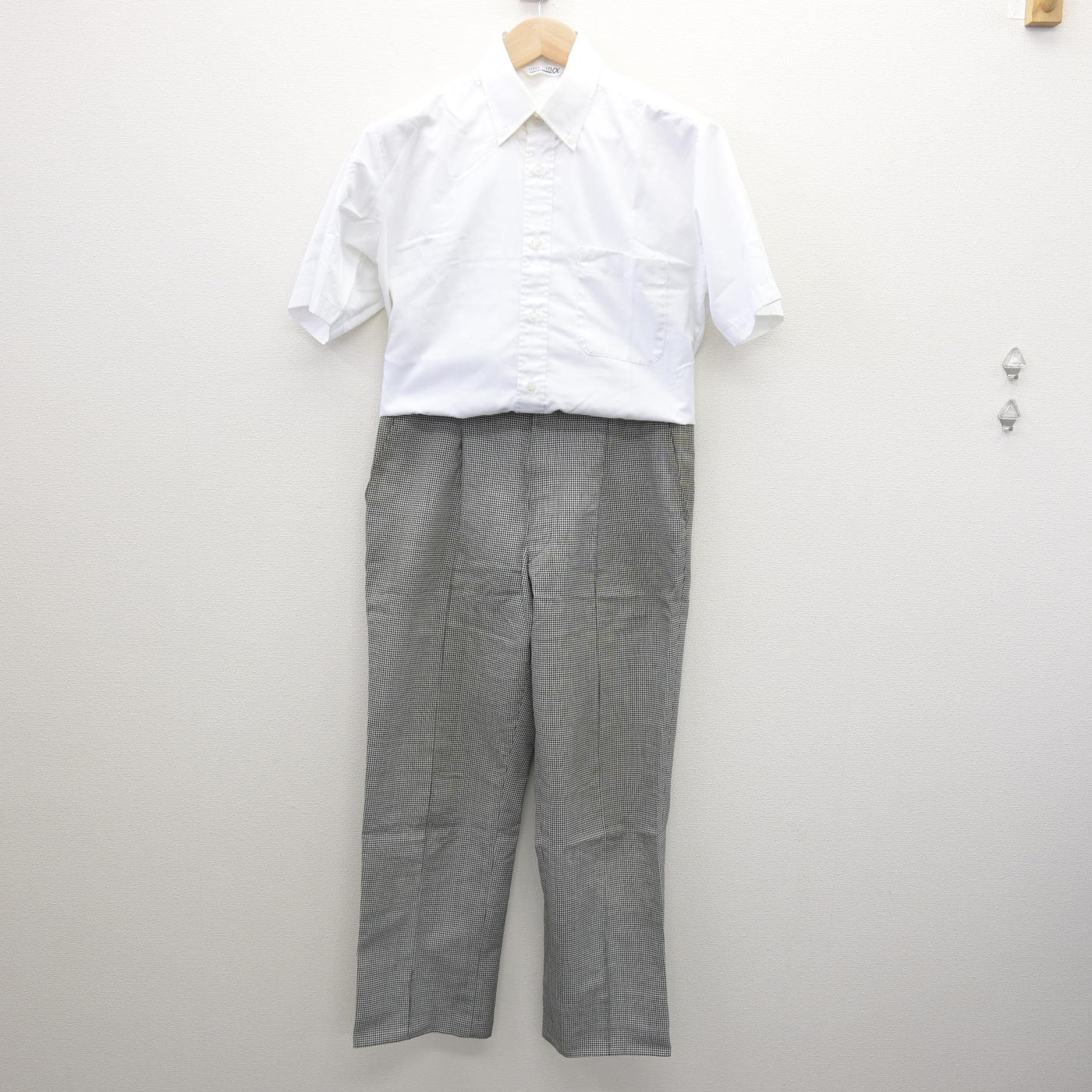 【中古】東京都 杉並学院高等学校 男子制服 3点 (シャツ・ズボン) sf120730