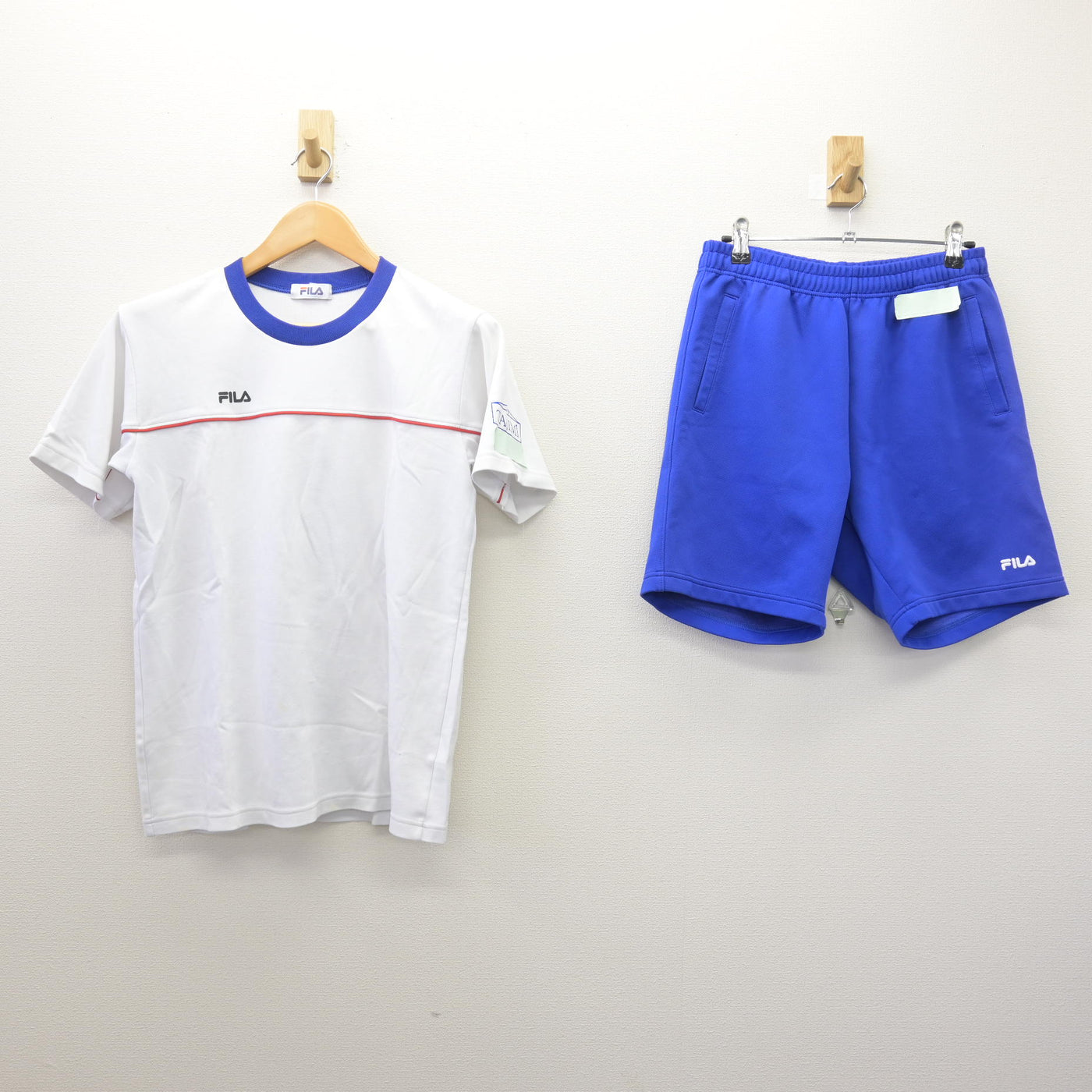 【中古】岐阜県 多治見中学校 女子制服 2点 (体操服 上・体操服 下) sf120748
