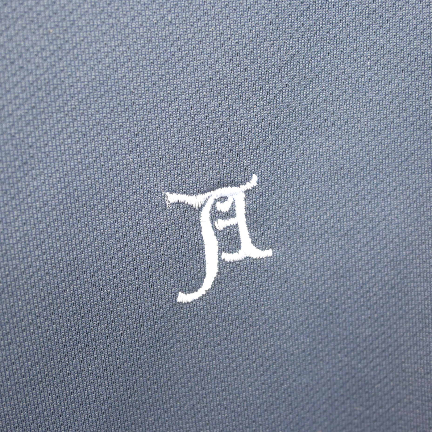 【中古】東京都 足立高等学校 女子制服 2点 (シャツ・スカート) sf120753