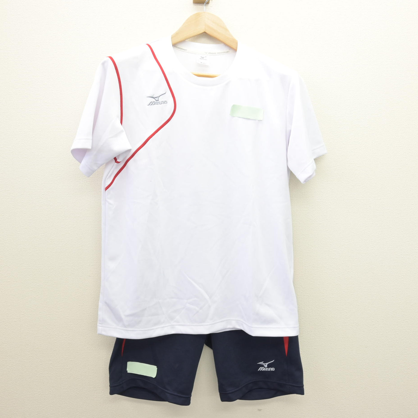 【中古】東京都 足立高等学校 女子制服 2点 (体操服 上・体操服 下) sf120756