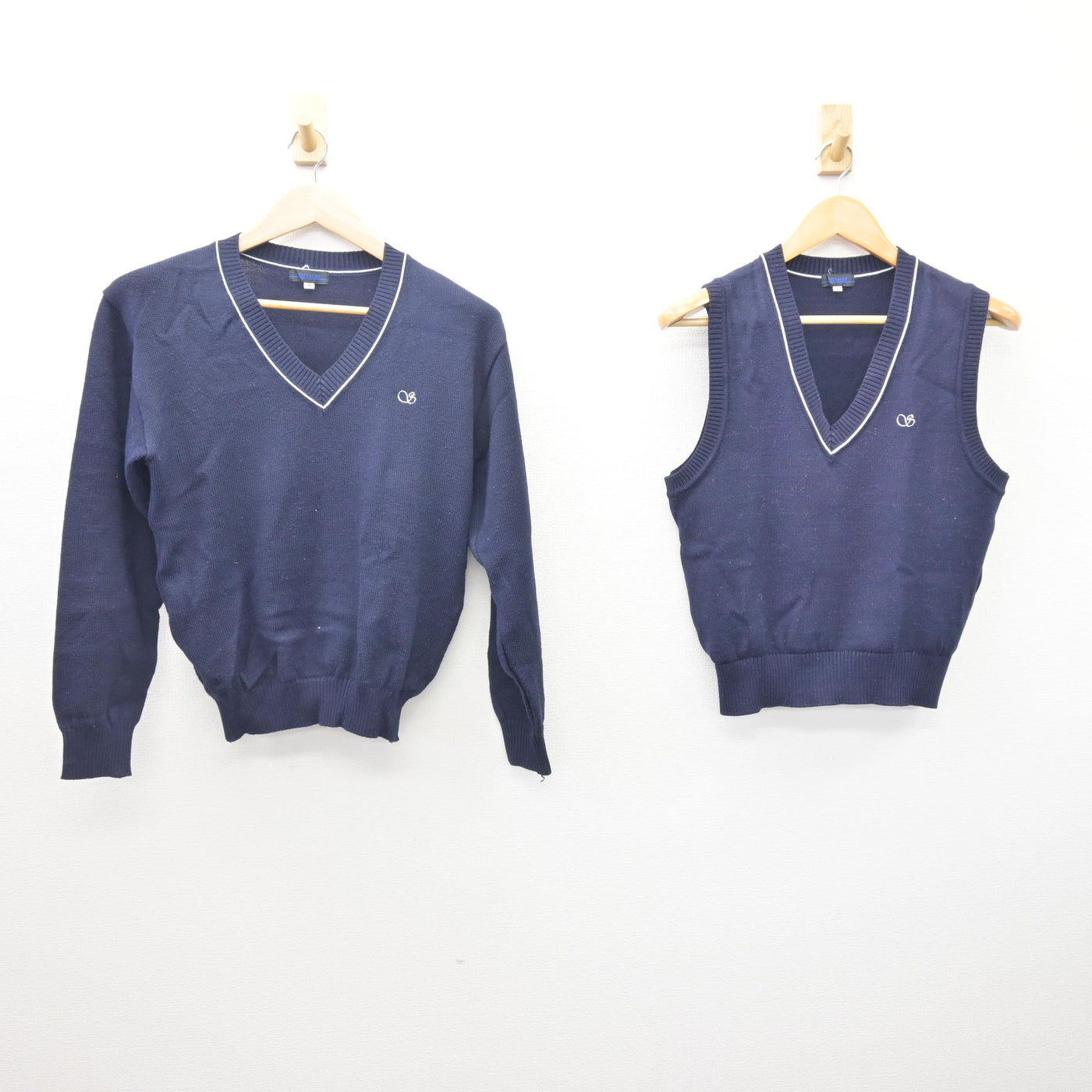 【中古】東京都 墨田川高等学校 女子制服 2点 (ニット・ニットベスト) sf120760