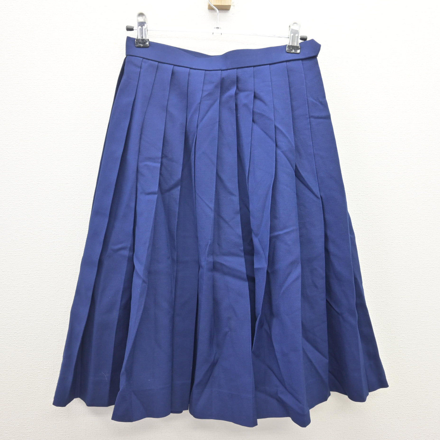 【中古】青森県 八戸北高等学校 女子制服 4点 (ブレザー・シャツ・スカート) sf120762