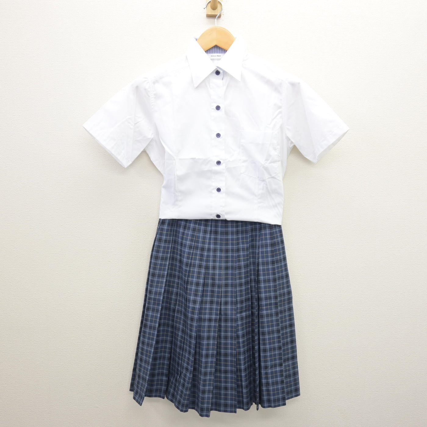 【中古】東京都 順天高等学校 女子制服 3点 (シャツ・スカート) sf120770