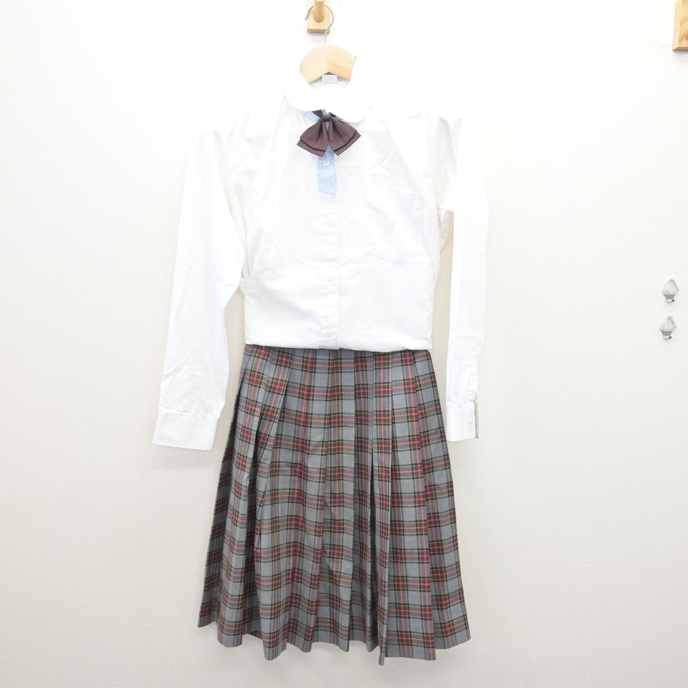 【中古】埼玉県  淑徳与野中学校 女子制服 4点 (ブレザー・シャツ・スカート) sf120777