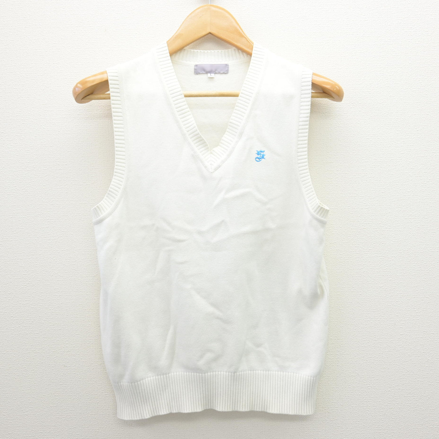 【中古】埼玉県  淑徳与野中学校 女子制服 3点 (ニットベスト・シャツ) sf120778