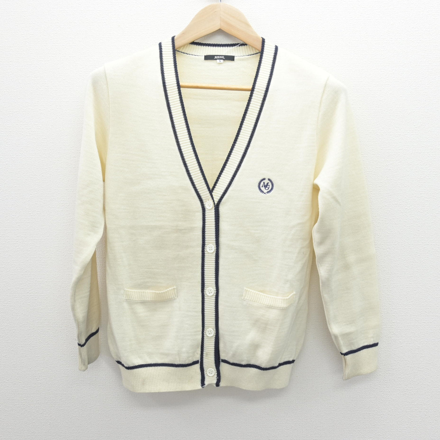 【中古】長野県 松商学園高等学校 女子制服 2点 (ニット・シャツ) sf120791