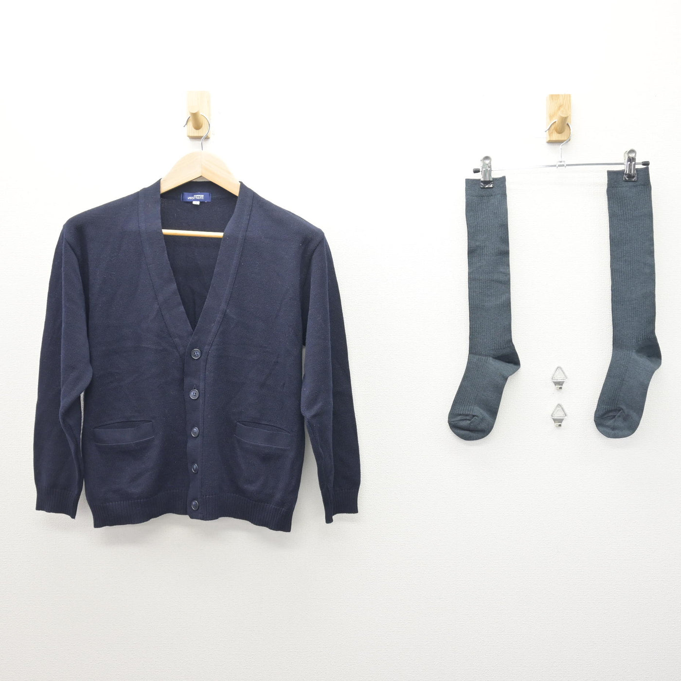 【中古】長野県 松本秀峰中等教育学校 女子制服 2点 (ニット) sf120800