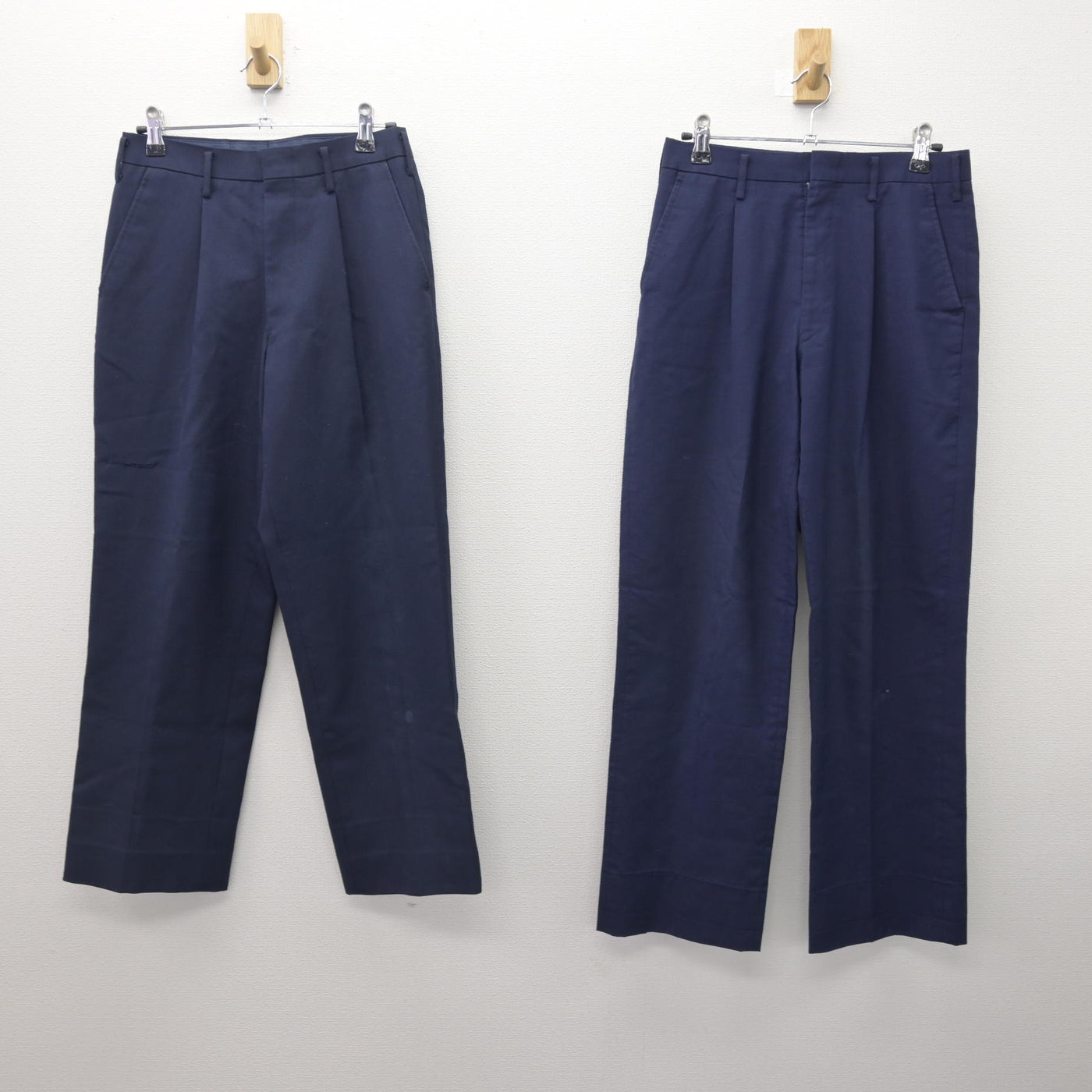 【中古】神奈川県 樽町中学校 男子制服 2点 (ズボン・ズボン) sf120806